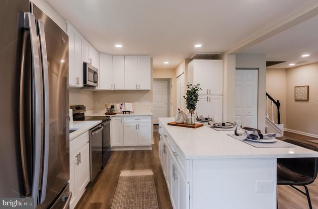 525 OLD MILL RD, Millersville, MD 21108