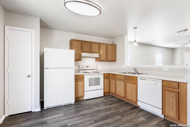 8022 Braes Run, San Antonio, TX 78254