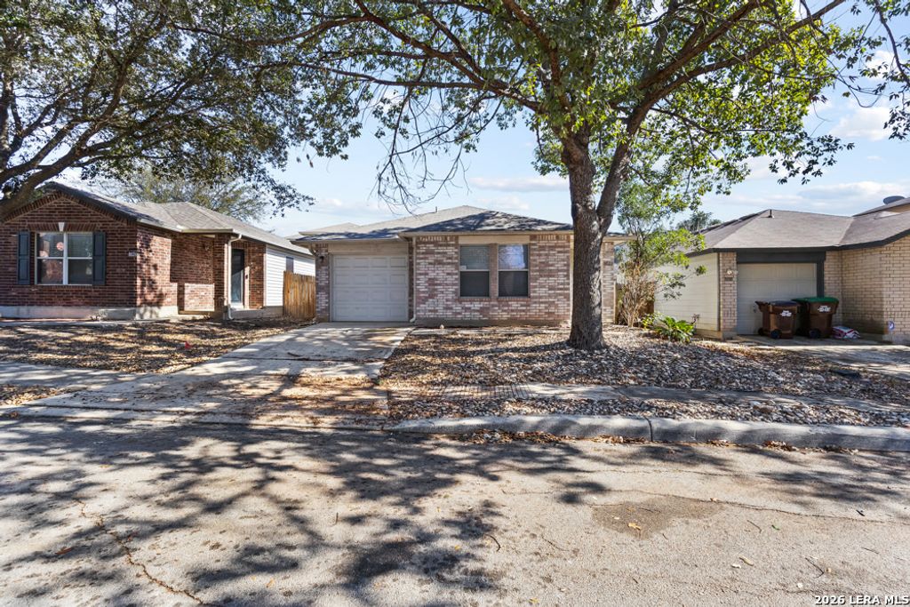 8022 Braes Run, San Antonio, TX 78254