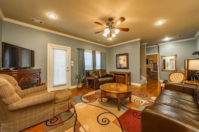 103 Beaver Creek Lane, Maumelle, AR 72113