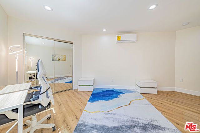 5633 La Mirada Avenue, Los Angeles, CA 90038