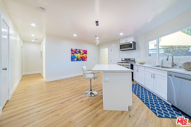 5633 La Mirada Avenue, Los Angeles, CA 90038