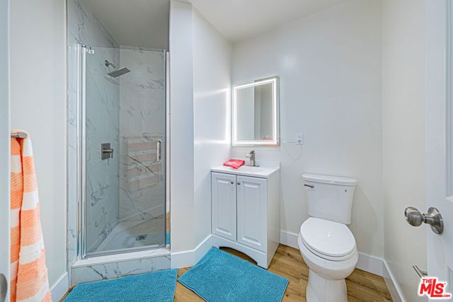 5633 La Mirada Avenue, Los Angeles, CA 90038