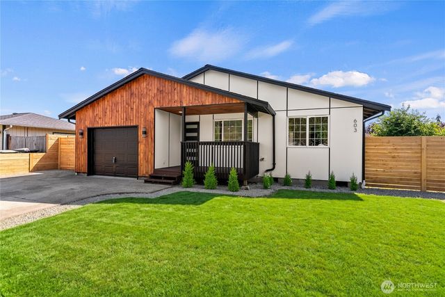603 Washington Avenue SE, Orting, WA 98360