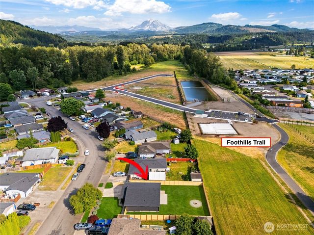 603 Washington Avenue SE, Orting, WA 98360