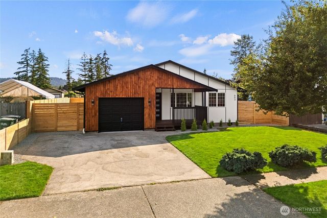 603 Washington Avenue SE, Orting, WA 98360