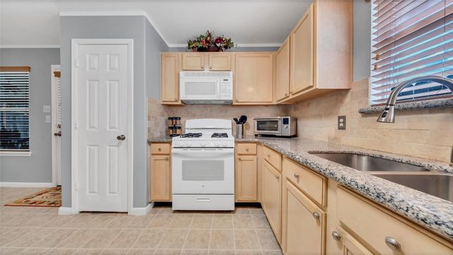 19515 Buckland Park Drive, Katy, TX 77449