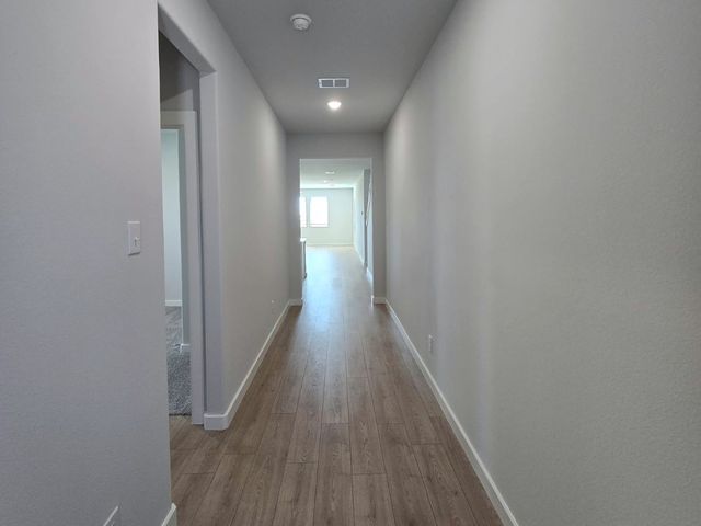 841 Rockcloud Drive, Fort Worth, TX 76052