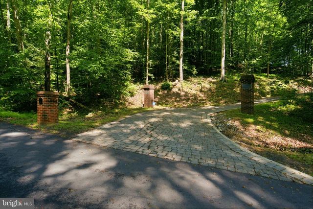 12213 CHAPEL RD, Clifton, VA 20124