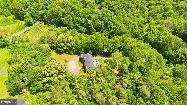 12213 CHAPEL RD, Clifton, VA 20124