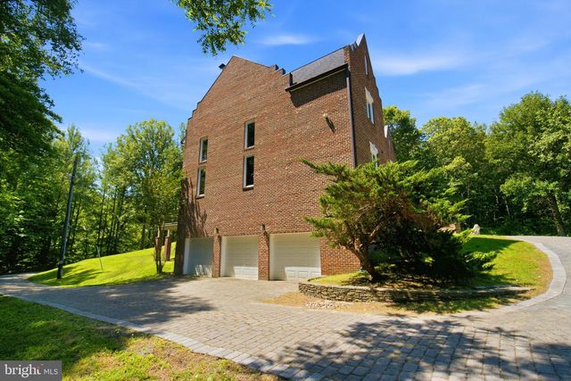 12213 CHAPEL RD, Clifton, VA 20124