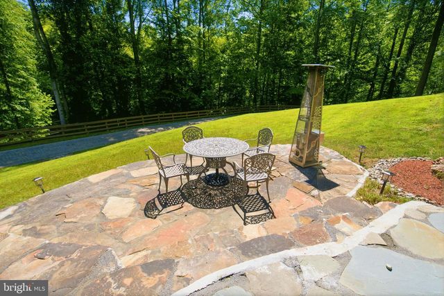 12213 CHAPEL RD, Clifton, VA 20124