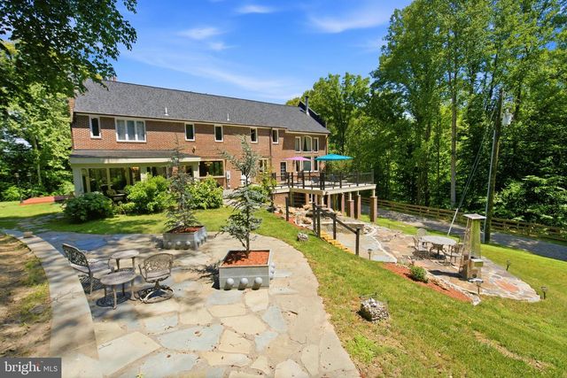 12213 CHAPEL RD, Clifton, VA 20124