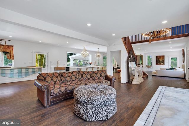 12213 CHAPEL RD, Clifton, VA 20124