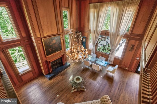 12213 CHAPEL RD, Clifton, VA 20124