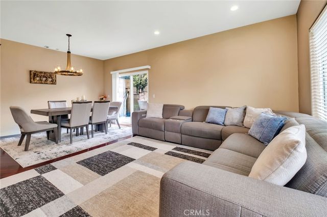 3060 Linden, Long Beach, CA 90807