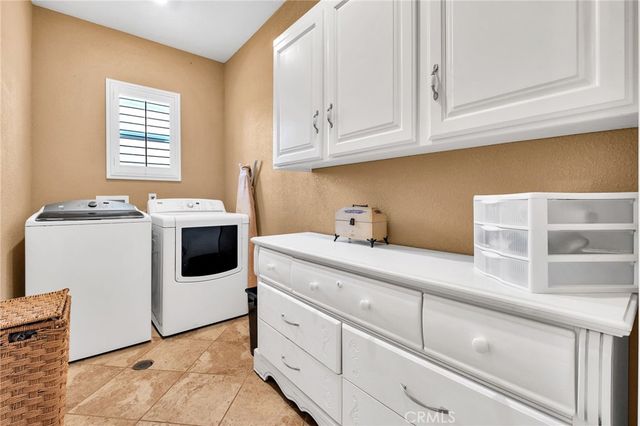 3060 Linden, Long Beach, CA 90807