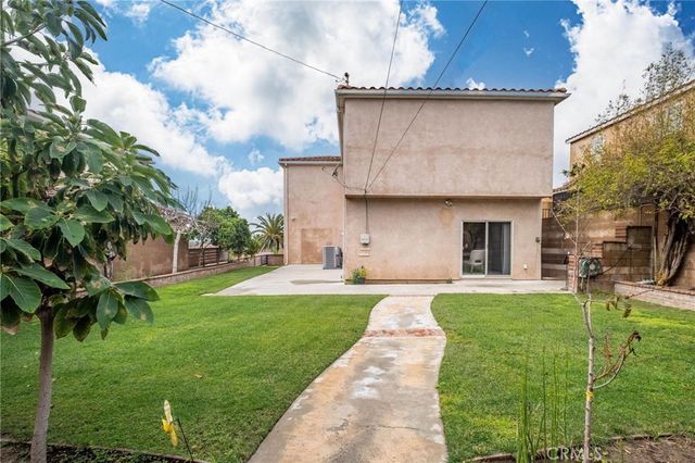 3060 Linden, Long Beach, CA 90807