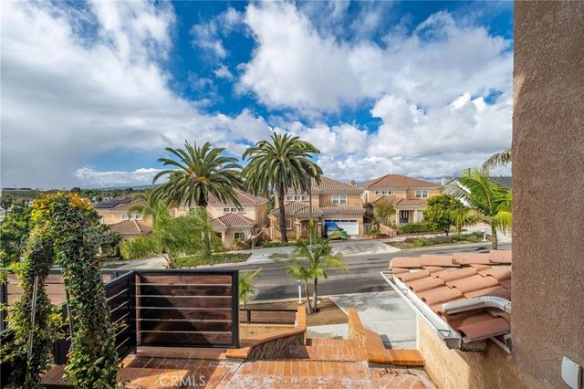 3060 Linden, Long Beach, CA 90807