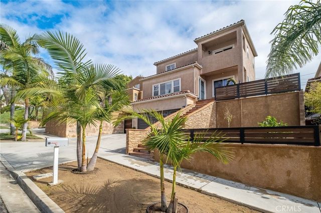 3060 Linden, Long Beach, CA 90807