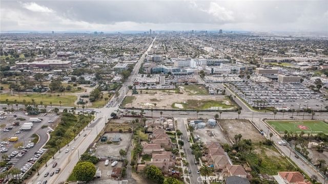 3060 Linden, Long Beach, CA 90807