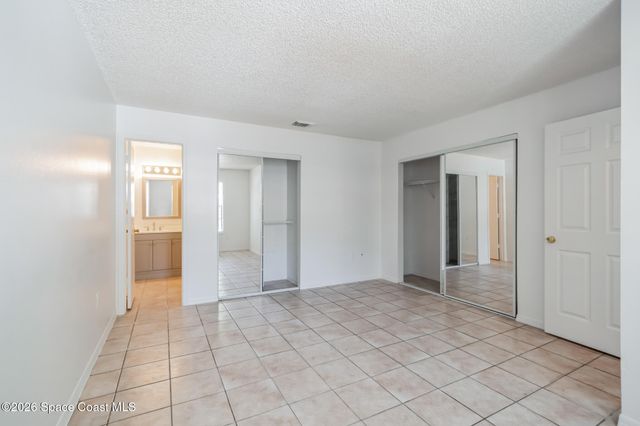 422 Thor Avenue SE, Palm Bay, FL 32909