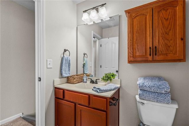 208 Richmond Terrace, Kernersville, NC 27284