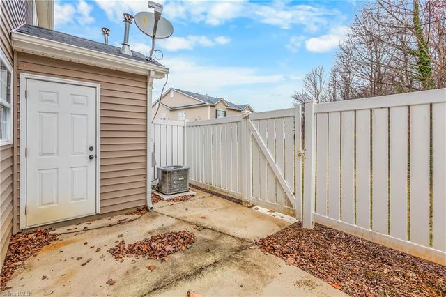 208 Richmond Terrace, Kernersville, NC 27284