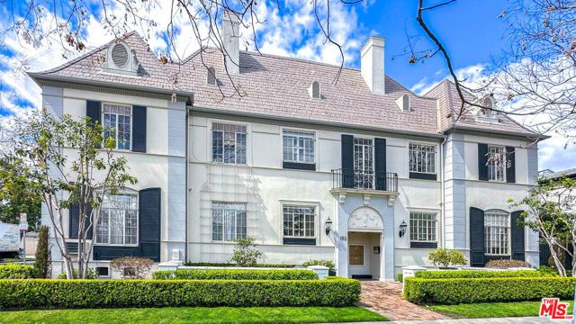153 S Camden Drive F, Beverly Hills, CA 90212
