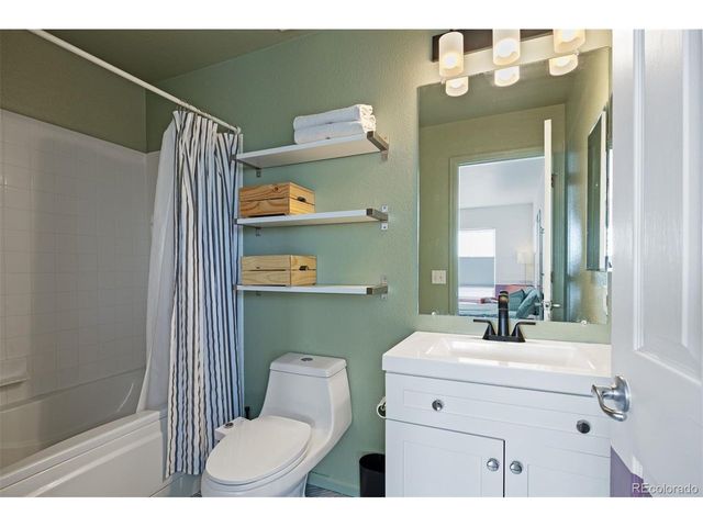 12831 Mayfair Way F, Englewood, CO 80112