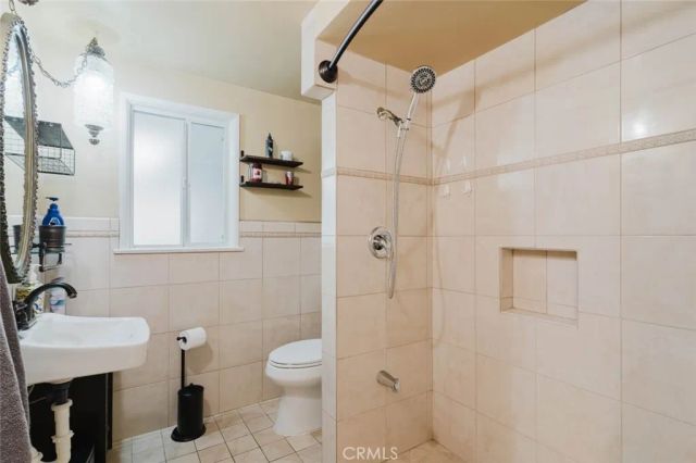 6024 Coldwater Canyon Avenue, North Hollywood, CA 91606