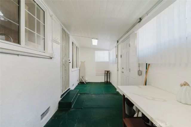 6024 Coldwater Canyon Avenue, North Hollywood, CA 91606