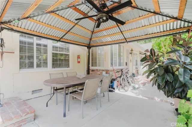 6024 Coldwater Canyon Avenue, North Hollywood, CA 91606