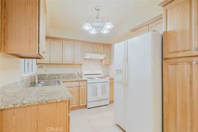 6024 Coldwater Canyon Avenue, North Hollywood, CA 91606