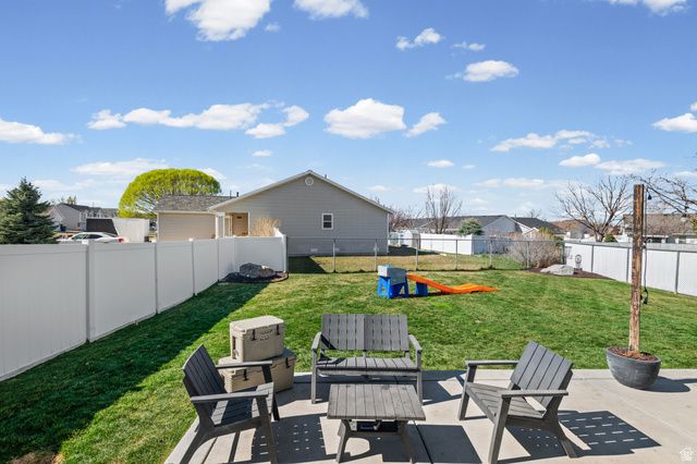 5099 S 3925 W, Roy, UT 84067