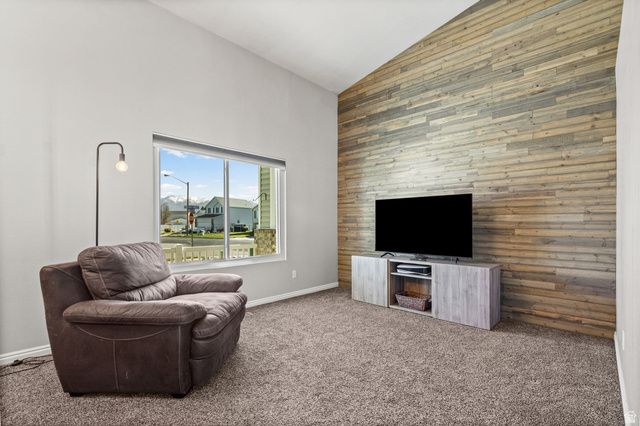 5099 S 3925 W, Roy, UT 84067