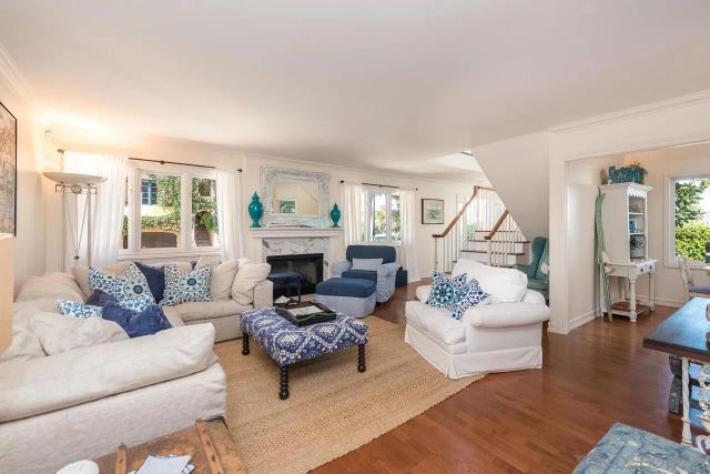 7337 Olivetas Ave, La Jolla, CA 92037