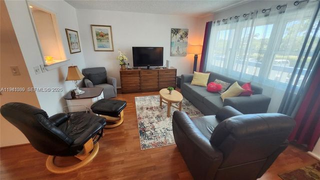 2112 Newport U 2112 2112, Deerfield Beach, FL 33442