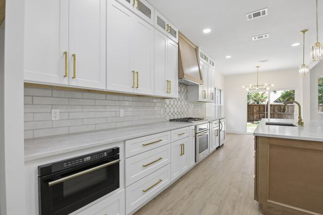 2706 Summerwood Court, Mckinney, TX 75072