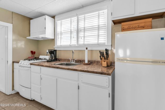 57 E Street, Seaside Park, NJ 08752