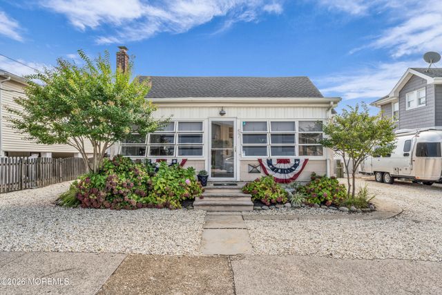 57 E Street, Seaside Park, NJ 08752