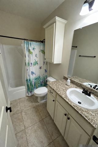 21382 Debbie Ln, Denham Springs, LA 70726