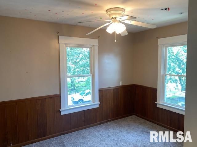 1176 25TH Street, Moline, IL 61265