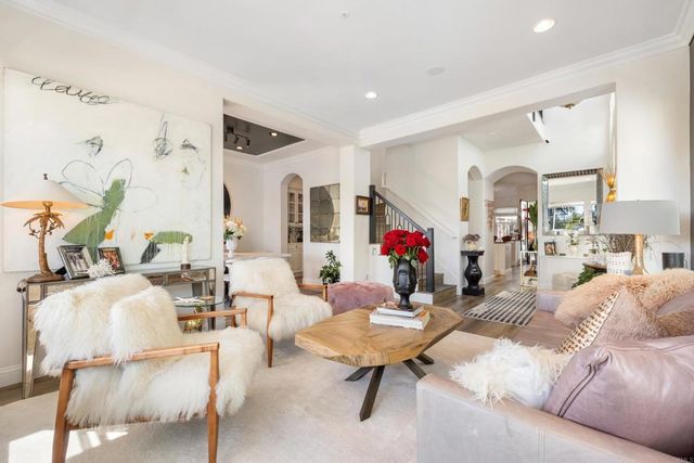 2704 Mackinnon Ranch Road, Cardiff By The Sea, CA 92007
