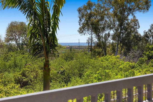 2704 Mackinnon Ranch Road, Cardiff By The Sea, CA 92007
