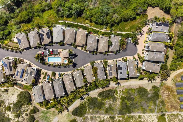 2704 Mackinnon Ranch Road, Cardiff By The Sea, CA 92007