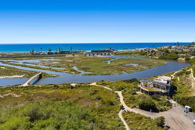 2704 Mackinnon Ranch Road, Cardiff By The Sea, CA 92007