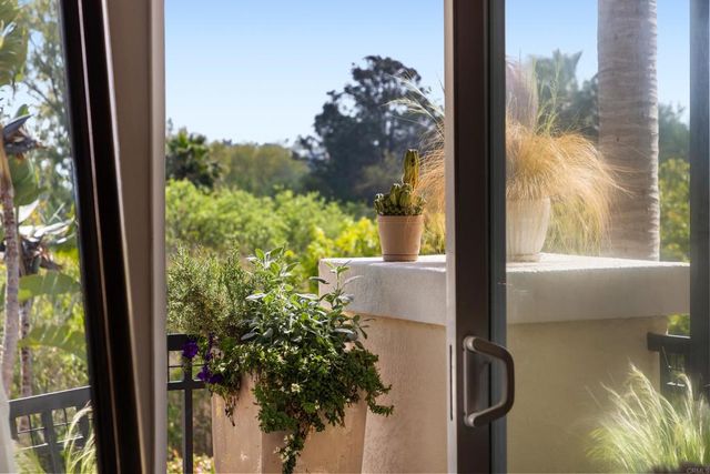 2704 Mackinnon Ranch Road, Cardiff By The Sea, CA 92007