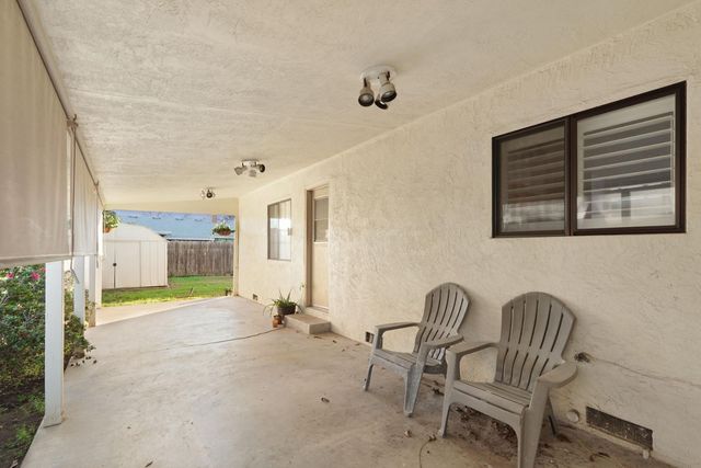 1618 W Locust St, Lodi, CA 95242