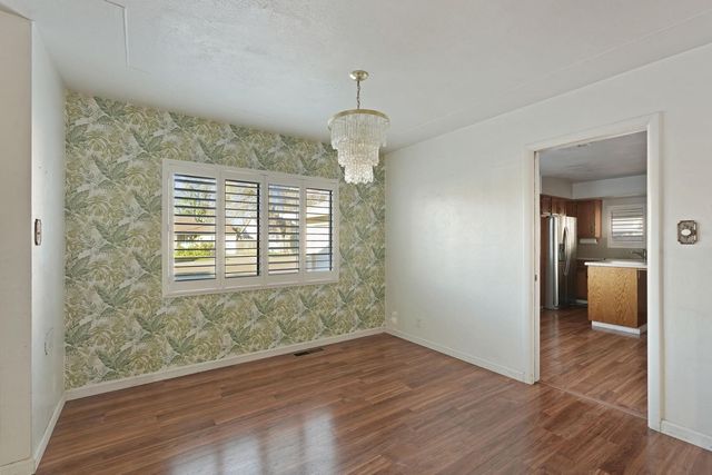 1618 W Locust St, Lodi, CA 95242